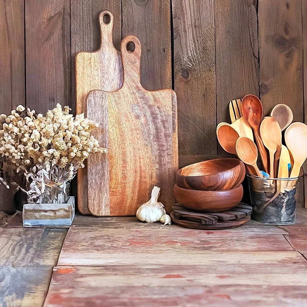 Cottagecore Aesthetic Emphasizes Natural Materials and Romanticized Rural Life