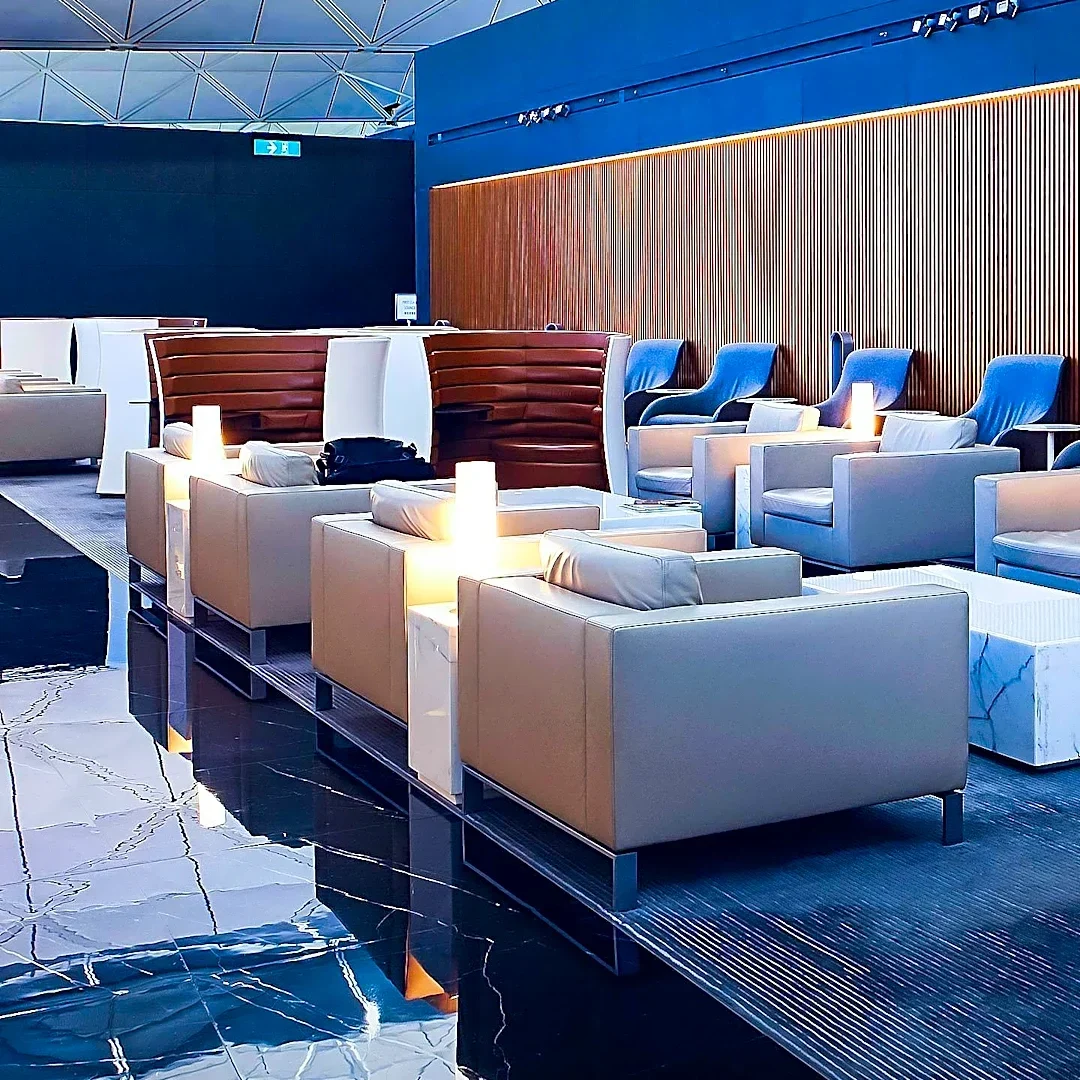 Sodexo Seeks Airport Lounge Wait Staff for American Airlines Admirals Club at MCO