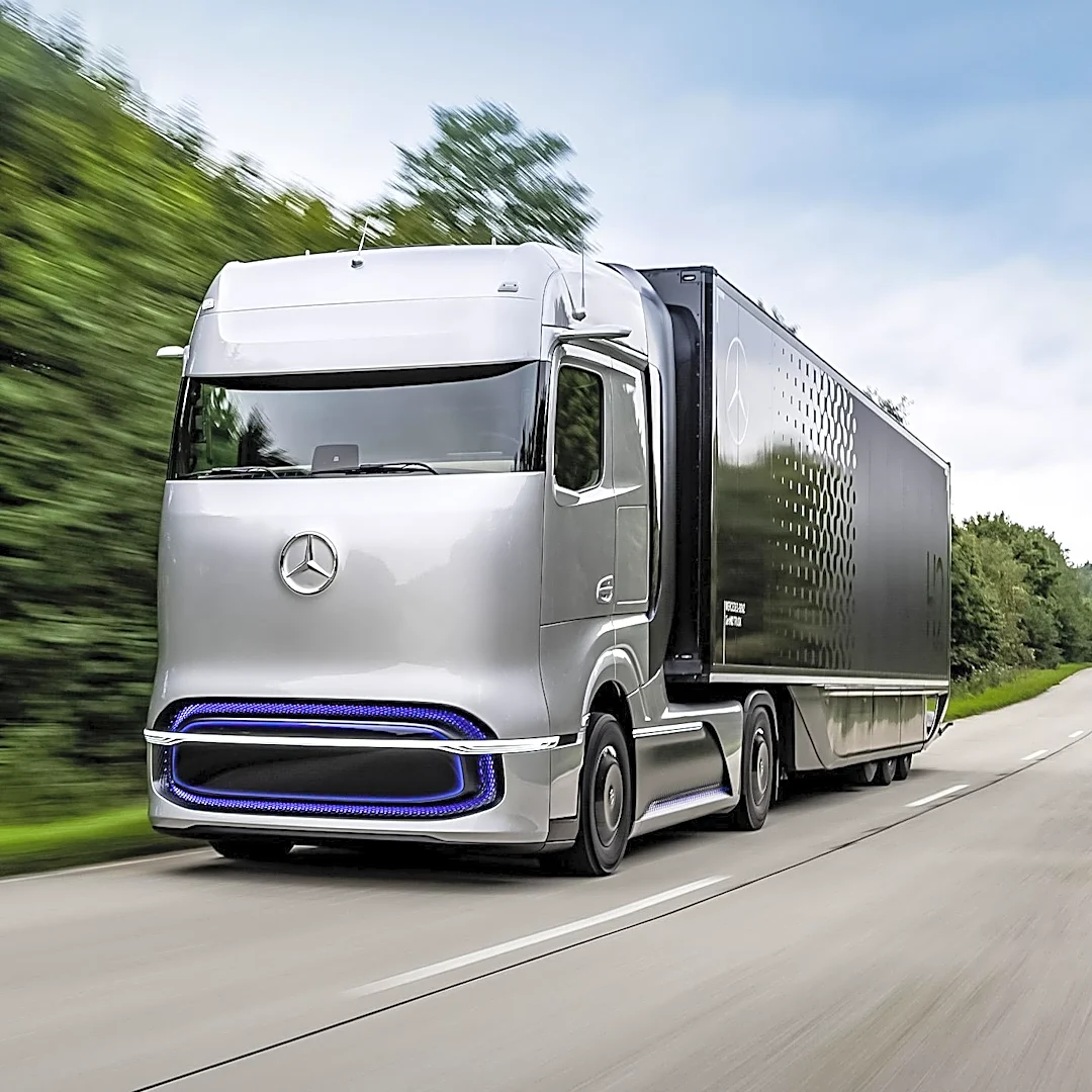 Daimler Truck Executives Discuss Future of Diesel, Driverless Trucks, and Industry Financing