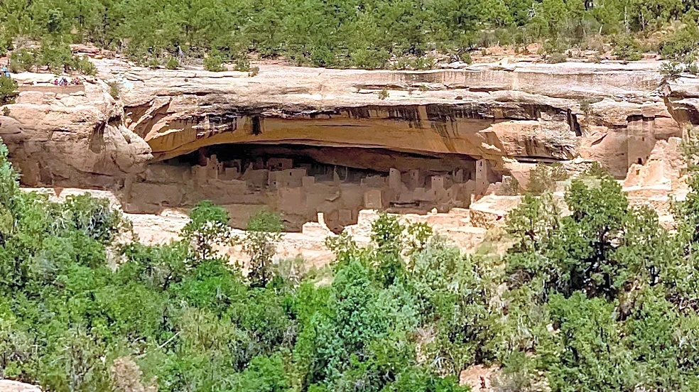 Geologist's Dynamite-Blasted Cliff Office in New Mexico Transforms into Unique Cave B