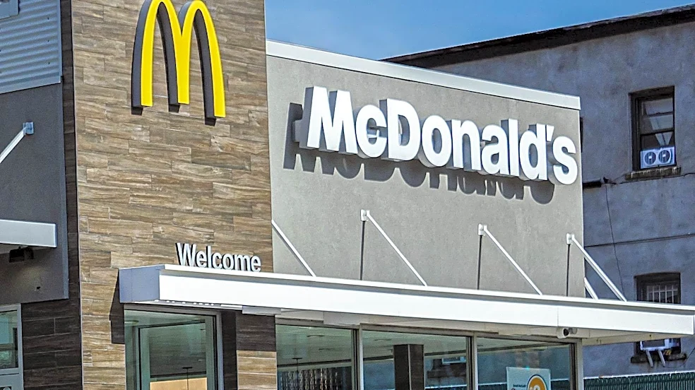 Federal Lawsuit Accuses McDonald's of Price-Fixing Through AI-Powered System
