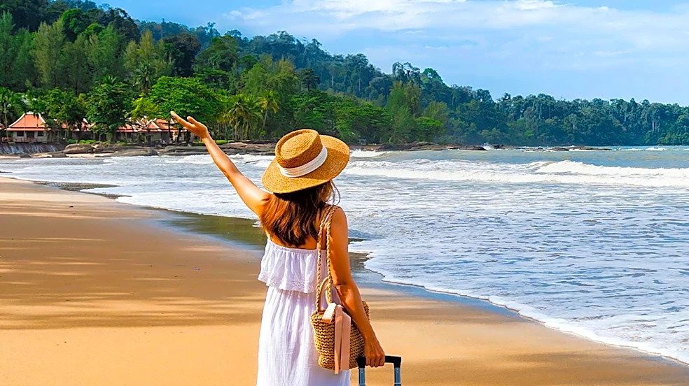 Budget Travel Strategies Highlighted for Affordable Tropical Destinations