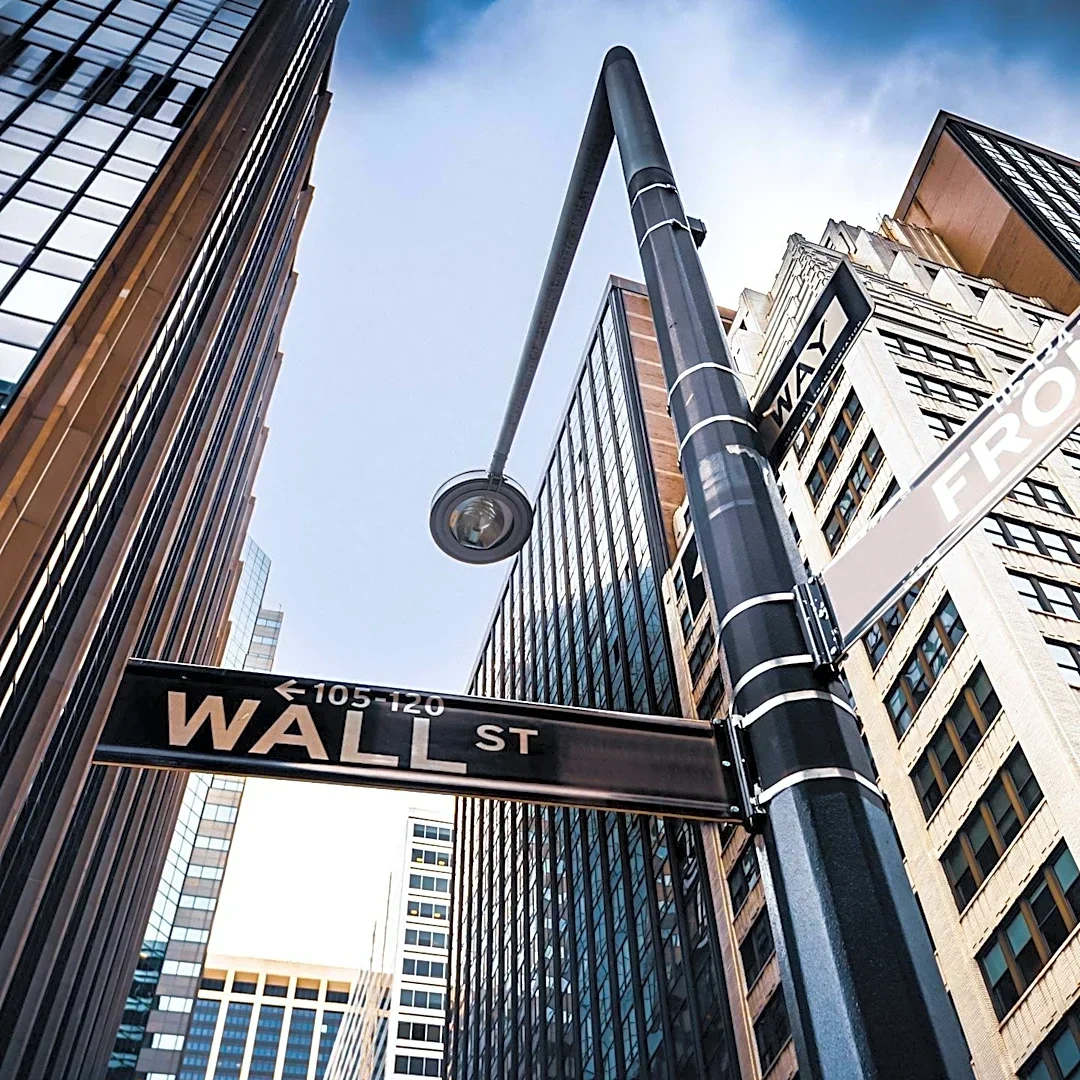 Wall Street Banks Propose 'Forever Funds' to Reshape Private Equity Asset Management