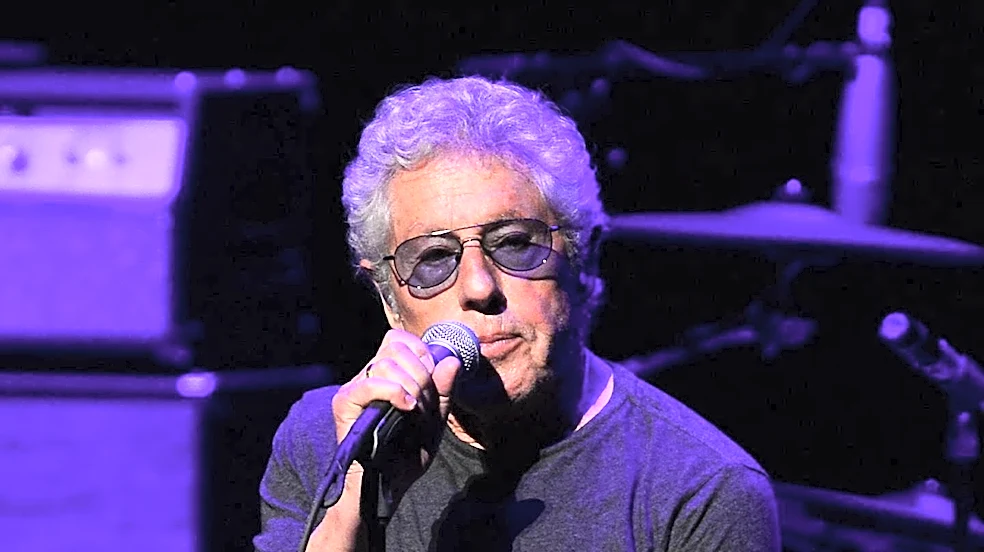 Roger Daltrey Performs Solo Show, Featuring Pete Townshend's Music and The Who Classics