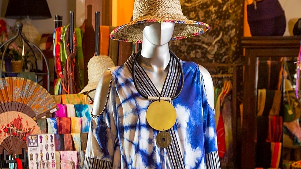 Naples, Florida, Showcases Diverse Shopping Landscape with Focus on Resort Wear and Luxury Brands