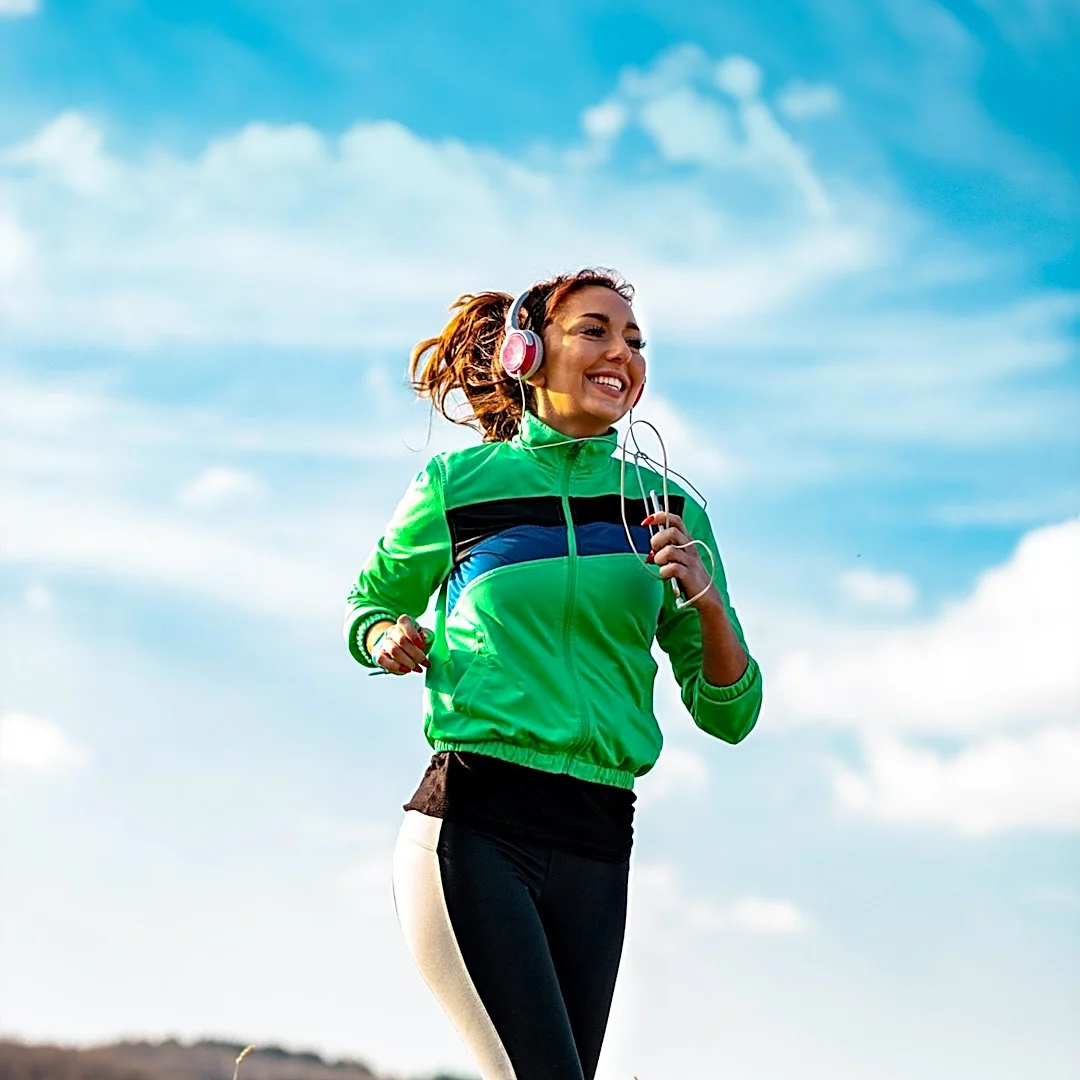 Health Psychologist Kelly McGonigal Advocates Daily Exercise for Increased Joy and Longevity