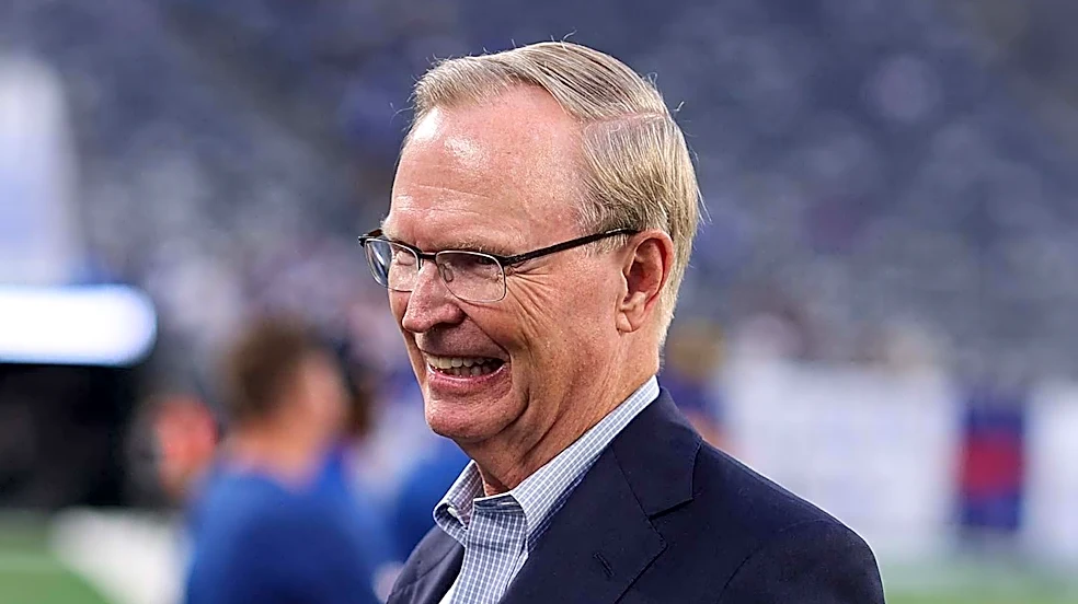 NFL Teams' Communications Departments Led by Vice Presidents, Require Extensive Experience for Entry-Level Roles