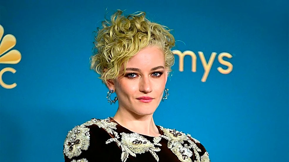 Julia Garner's Mother, Tami Gingold, Had Prior Acting Career in Israel Before Becoming a Therapist