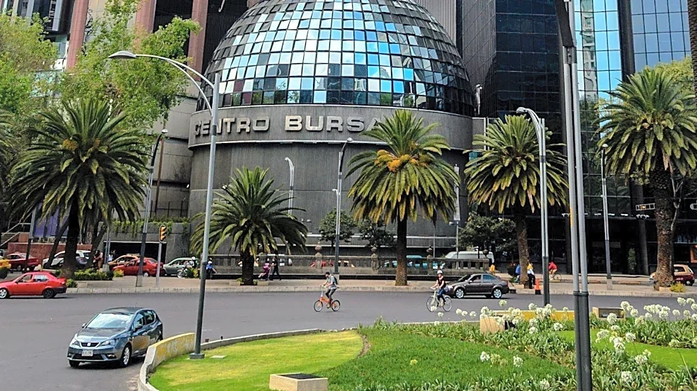 DLA Piper Advises Cox Asset México on US$800 Million Hybrid Notes Issuance