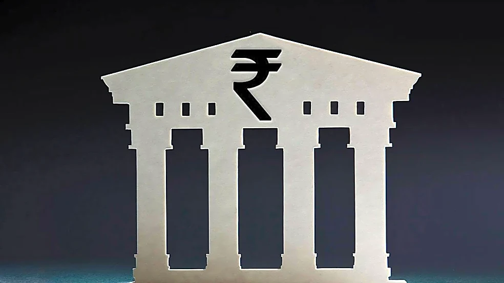 India's Insurance Regulator Proposes Commission Caps, Threatening Sales Models