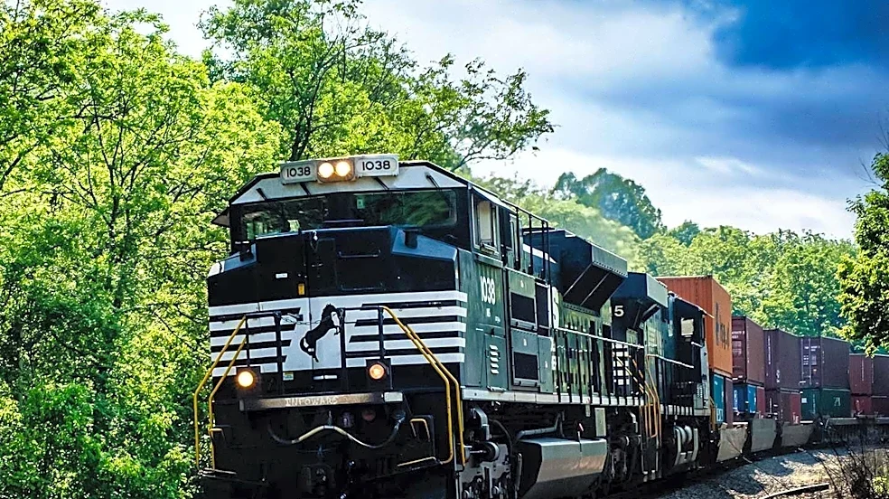 Norfolk Southern Seeks Lead Data Scientist to Advance Machine Learning Solutions for Operational Efficiency and Safety
