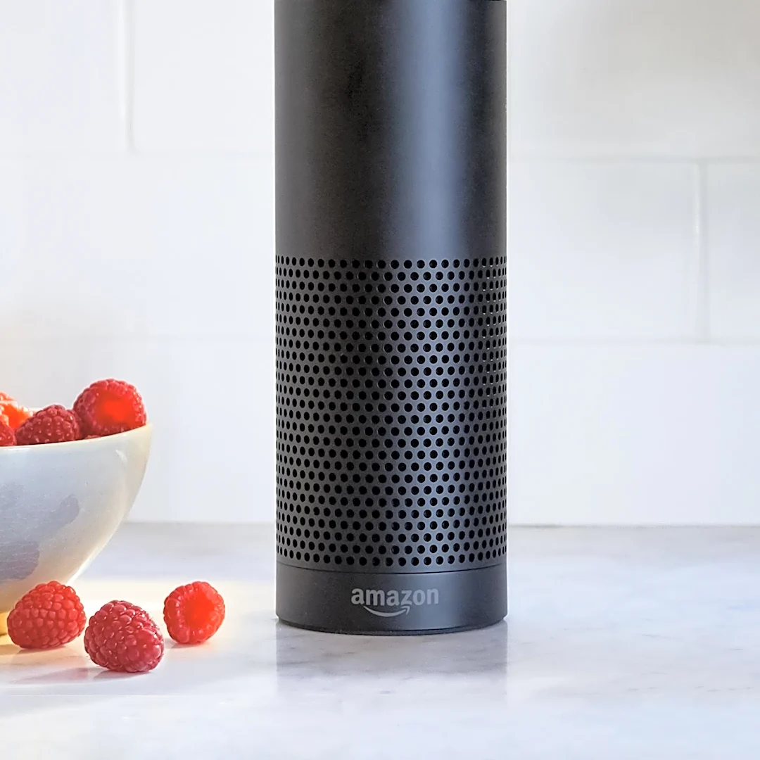 Smart Kitchen Hubs Integrate Voice Assistants for Enhanced Efficiency