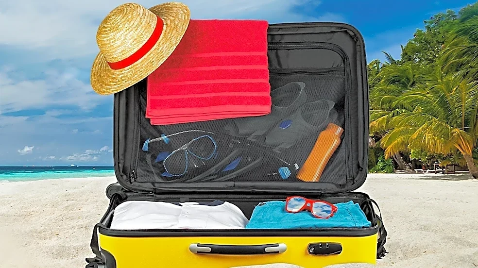 Agua Bendita Offers Winter Getaway Packing Tips, Emphasizing Versatile Swimwear and Sun Protection