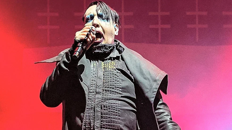 Modern Goth Music Experiences Revival with Darkwave and Industrial Influences