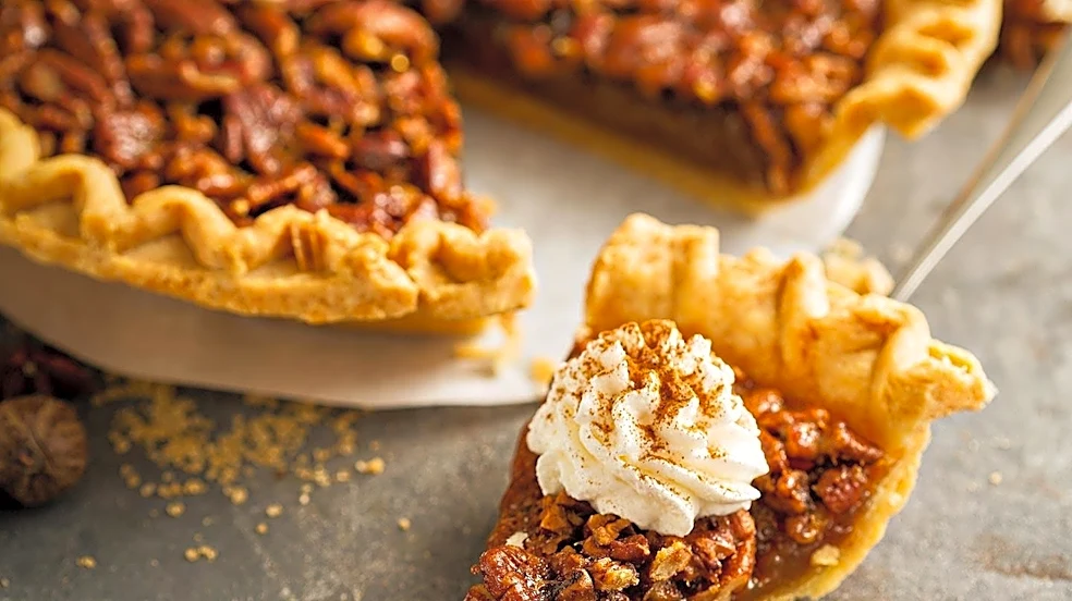 Polly's Pies Unveils Seasonal Menu Featuring Holiday-Inspired Dishes