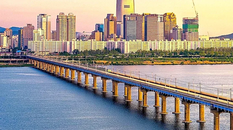 OECD Lowers South Korea's Potential Growth Rate Amidst Economic Concerns