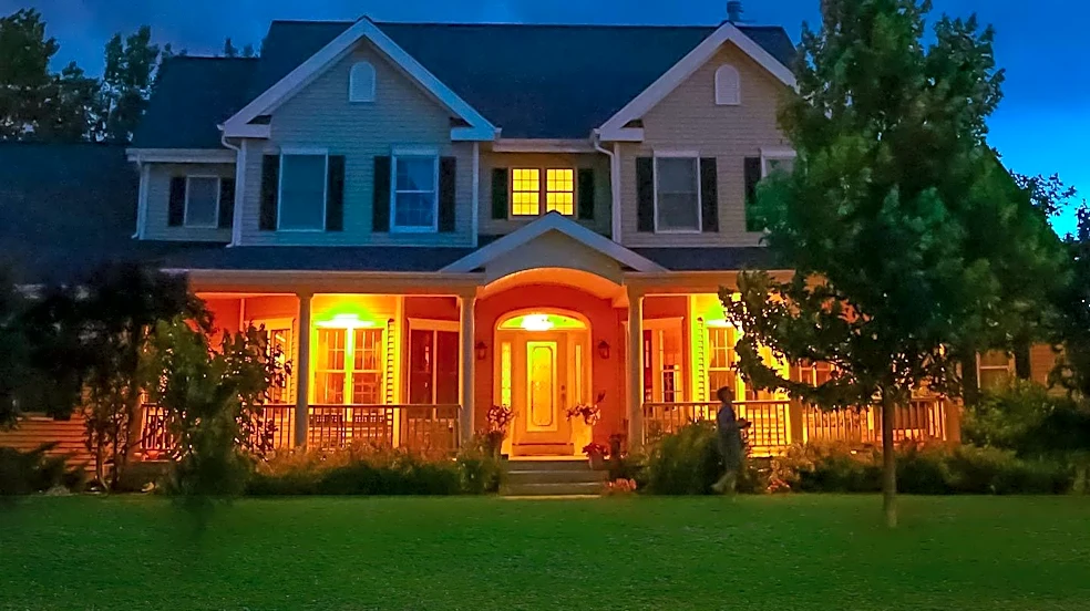 Texas Home with Backyard Skate and BMX Bowl Listed for $340K Becomes Week's Most Popular
