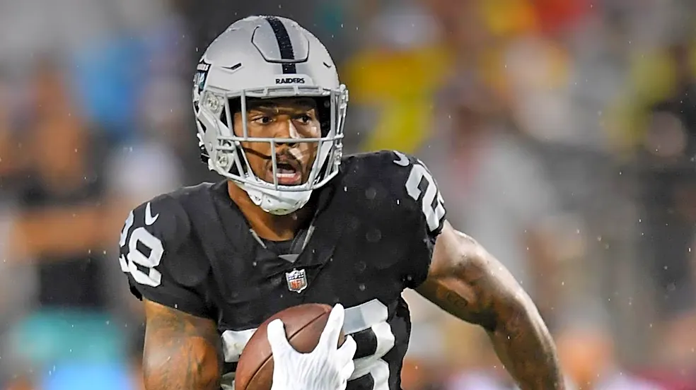 Green Bay Packers Running Back Josh Jacobs Returns to Practice Following Suspension