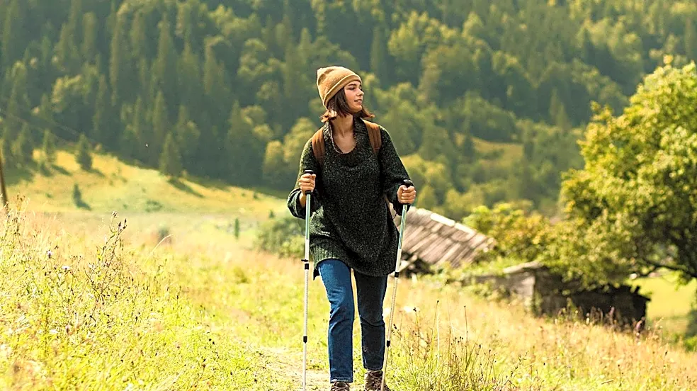 New Study Highlights Extensive Health Benefits of Hiking, Including Immune Boost and Brain Function