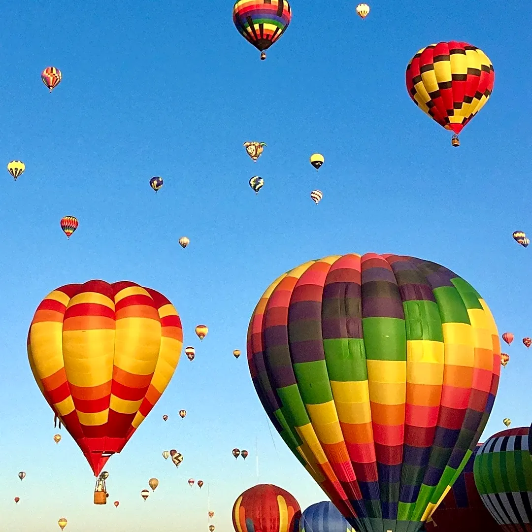 Albuquerque International Balloon Fiesta Draws 900,000 Visitors, Boosts Local Economy