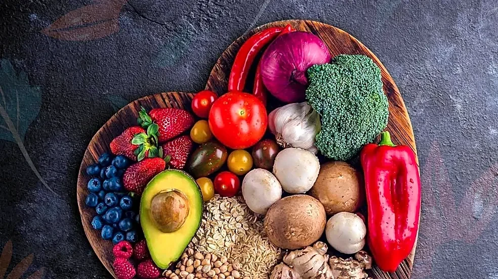 New Study Links Healthy Eating Patterns to Slower Biological Aging, Emphasizing Whole Foods Over Specific Diets