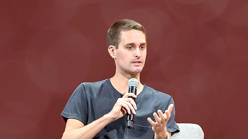 Snap Inc. Seeks Director for Content Machine Learning Engineering to Drive AI Strategy