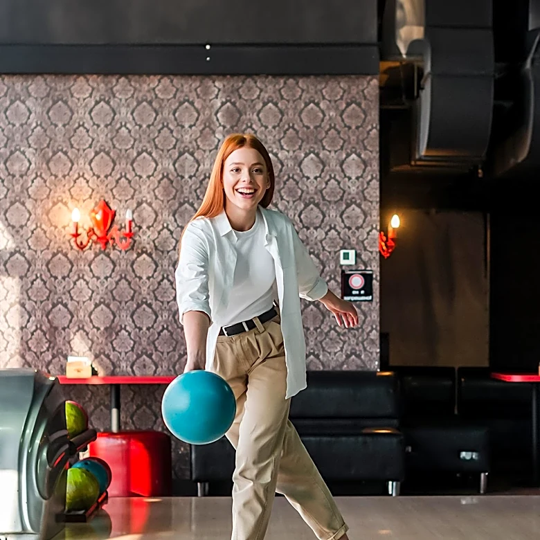Round1 Bowling Arcade Opens First U.S. Location with Japanese Food Hall in Ventura, California