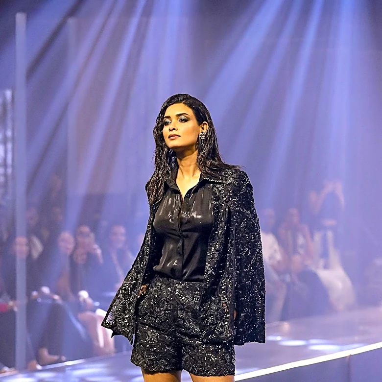 Celebrities Showcase Chic Fall Outfits, Emphasizing Rich Textures and Seasonal Shades
