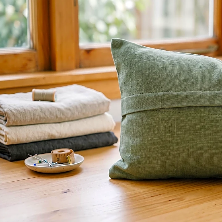 Tutorial Released for Sewing Pillow Covers with Envelope Closures