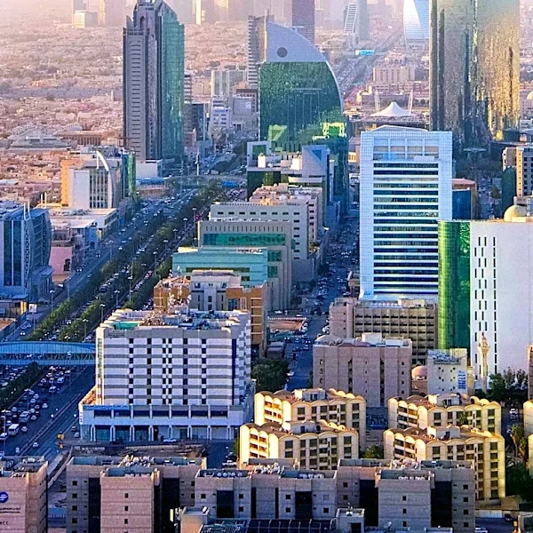 Saudi Arabia Expands Global Oil Storage and Transport Network to Mitigate Geopolitical Risks