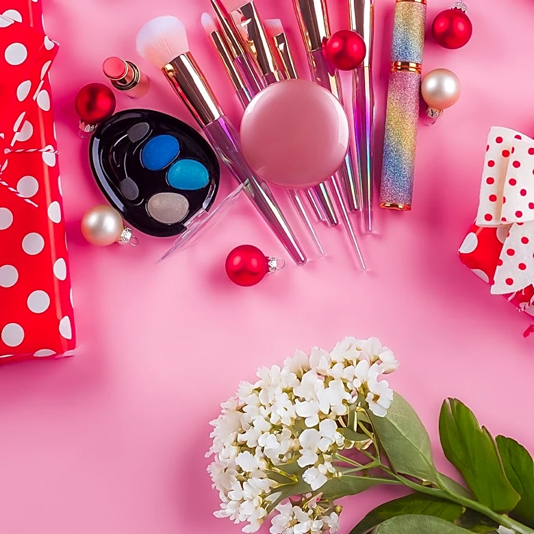 Oribe Prioritizes Human-Made Art in Holiday Collaborations Amidst AI Rise