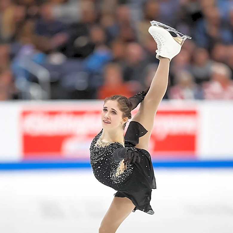 Figure Skaters Advised on Effective Stretching and Warm-up Routines