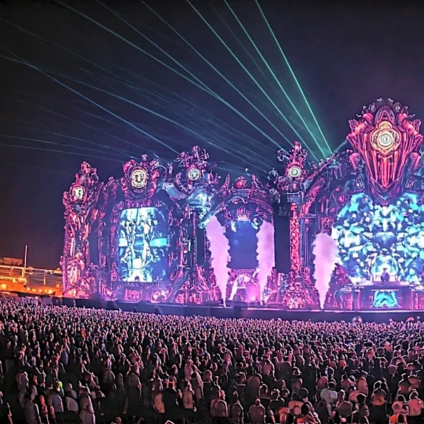 How EDC Las Vegas Turns Temporary Community Into Lasting Fandom