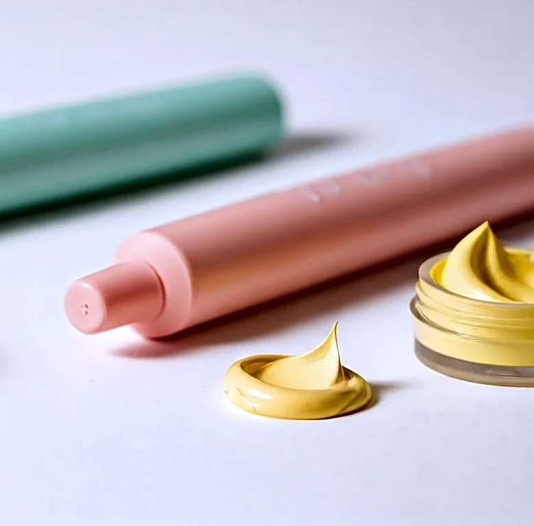 The Real Reason Makeup Artists Disagree About color-correcting primers