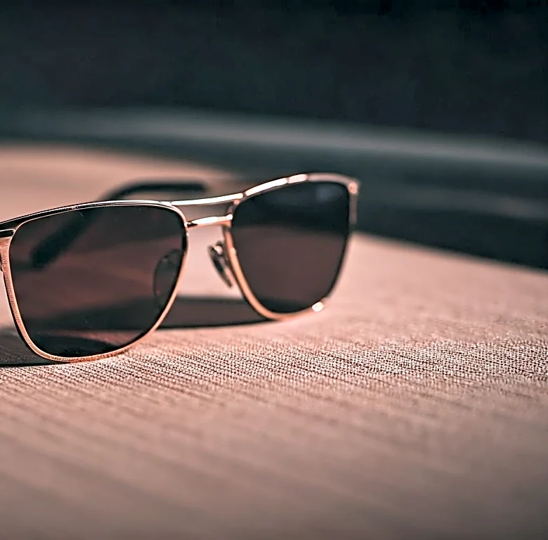 How Affordable Sunglasses Trick That Changes a Whole Outfit