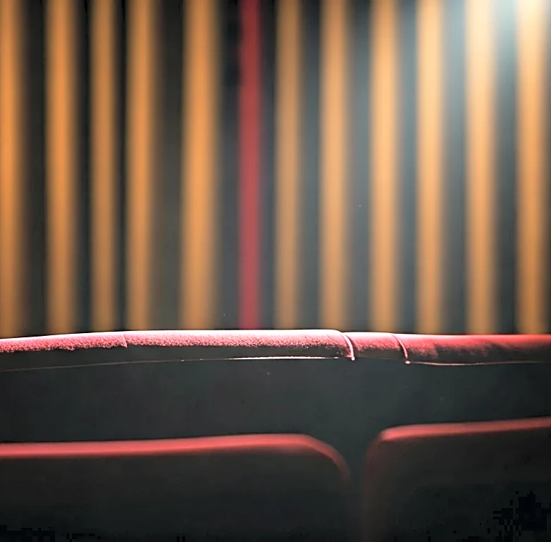 The Hidden Psychology Behind Why Award-Show Tributes Still Make Audiences Emotional