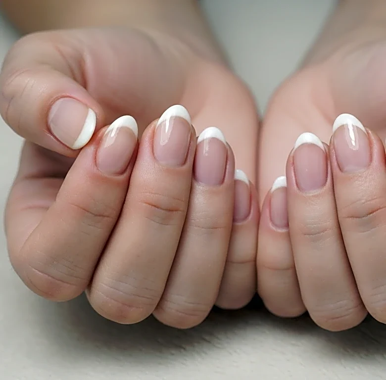 Beauty Insiders Choose Short, Functional Nails for High-Touch Fan Events