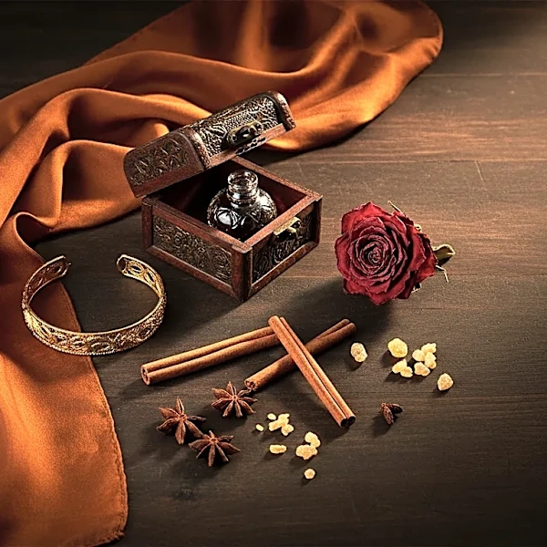 5 Pieces to Pair With Oriental Fragrances