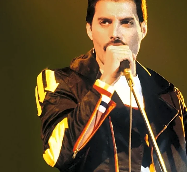 How Freddie Mercury and Montserrat Caballé Turned an Unlikely Opera-Rock Experiment Into Barcelona