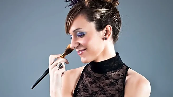 How Hair and Makeup for Consulting Dress Codes Looks Different on People Who Get It Right