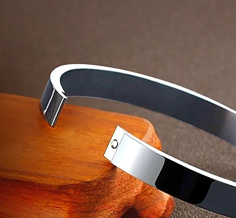 The One Chrome Cuff That Delivers Maximum Sci-Fi Impact