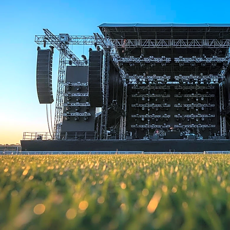 Why Outdoor Festival Sound Can Change as Weather and Crowds Shift