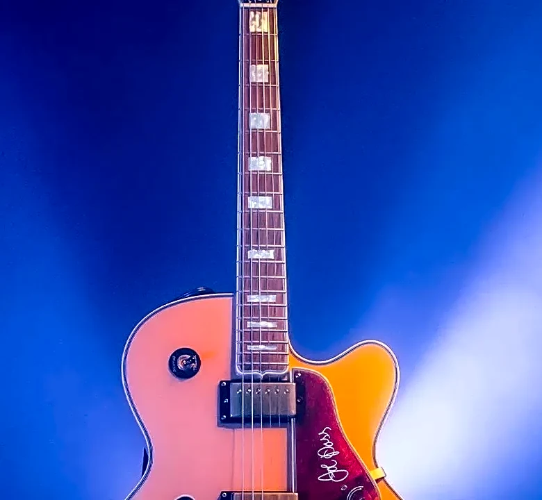 How Joe Pass Made One Guitar Sound Like A Small Jazz Ensemble
