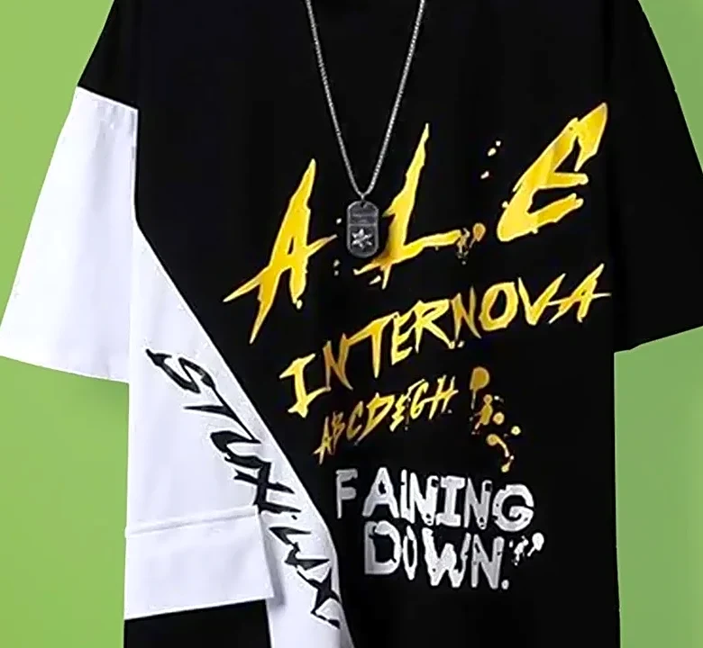 The No-Sew Hack That Makes a Graphic Tee Feel More Fashion-Forward