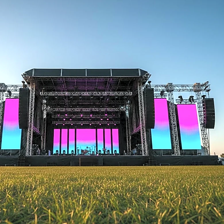 Is Streaming Lollapalooza The Best-Value Way To Experience The Music?