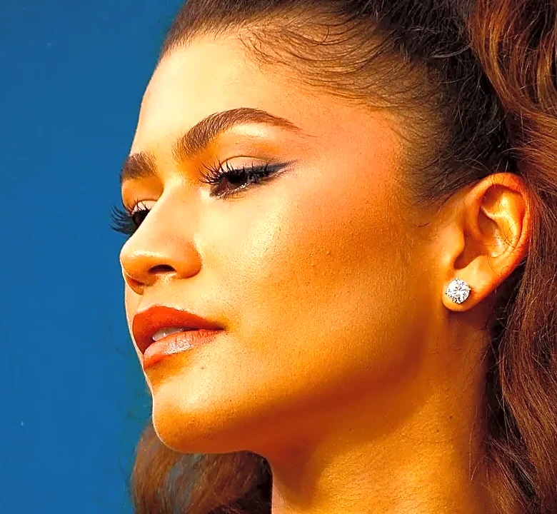 The Zendaya-Inspired Tailoring Trick That Makes Festival Dressing Feel Polished