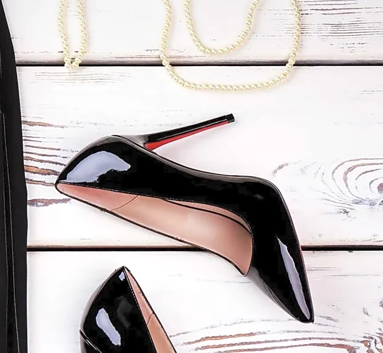 The Real Reason Shoes for Law Firm Dress Codes Trip Up First-Time Shoppers