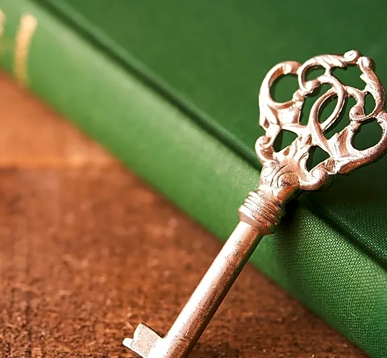 Why Great Mysteries Depend On Withholding The Right Informatio