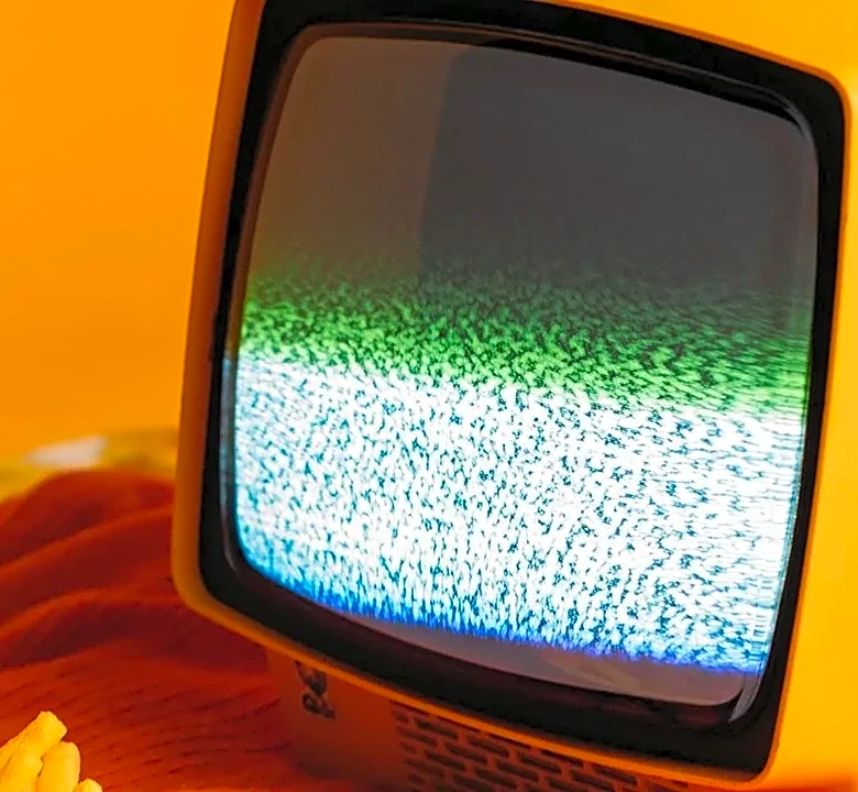 Why Viewers Return To Comfort Shows When Streaming Choice Feels Overwhelming