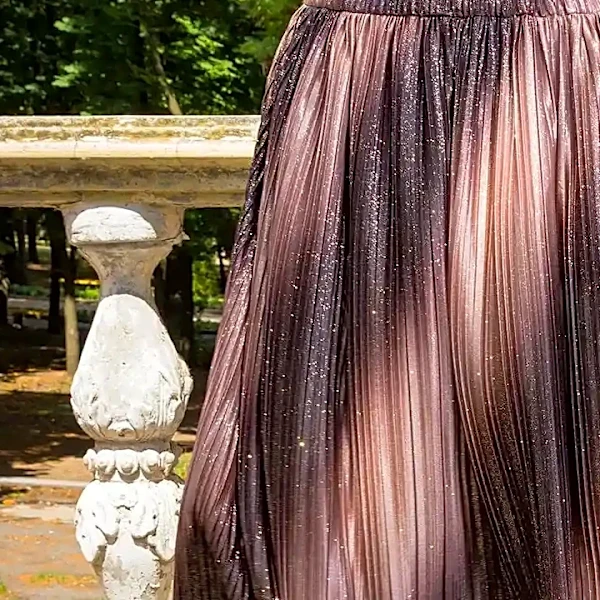 Why Most Shoppers Misread the Pleated Skirt for Every Body Type